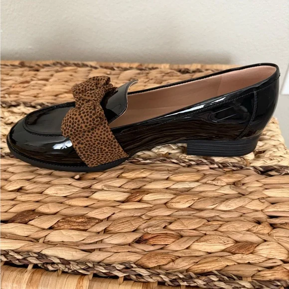 Bandolino Black Patent Loafers with Brown Leopard-Print Strap - Picture 3 of 7